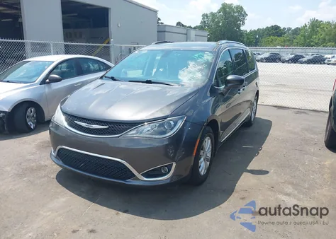 2019 Chrysler Pacifica Touring L из США, поврежденный, VIN 2C4RC1BG9KR597365
